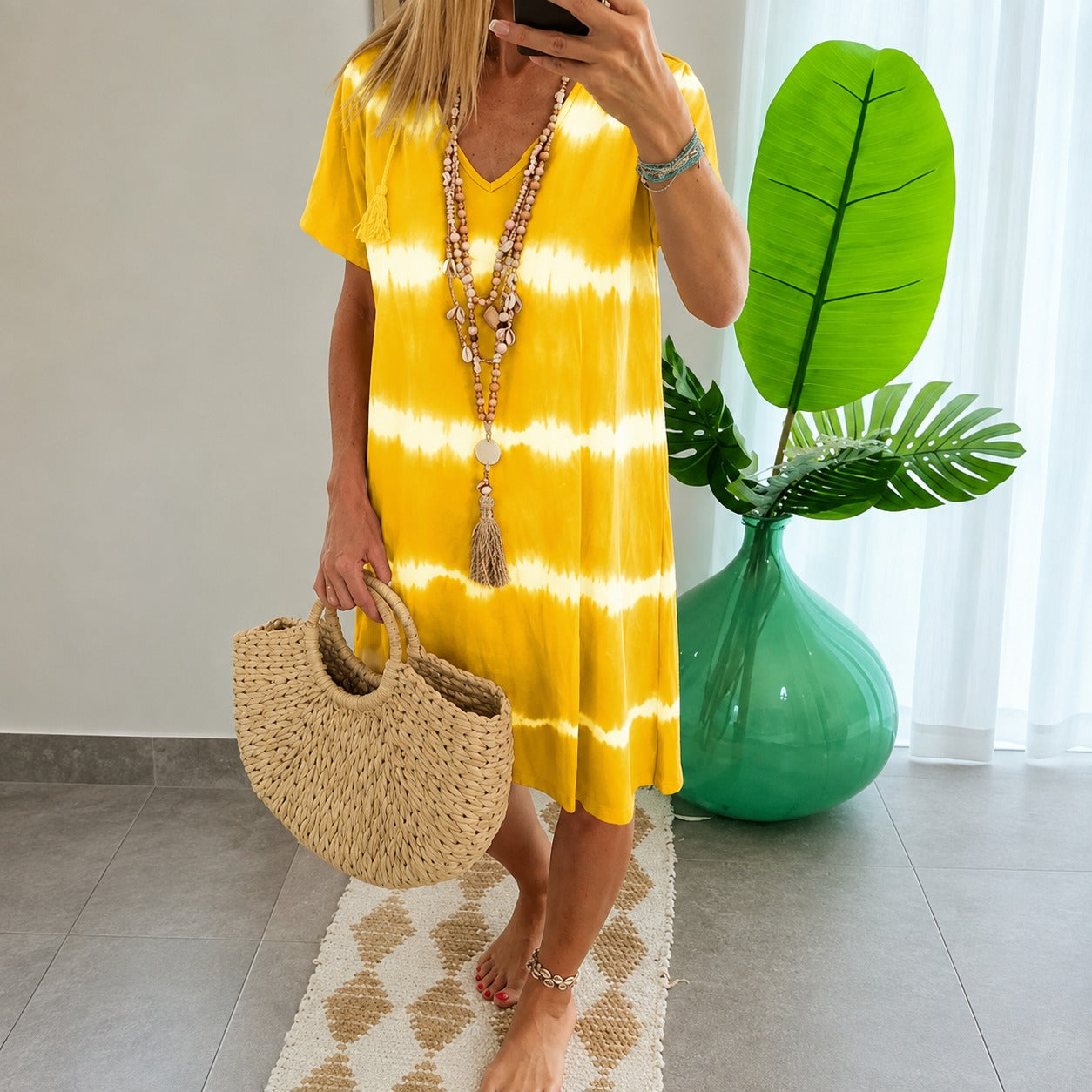 Vestido Serenata™ com Listras Horizontais e Modelagem Solta / Leveza e Cor para Aproveitar os Dias de Verão.