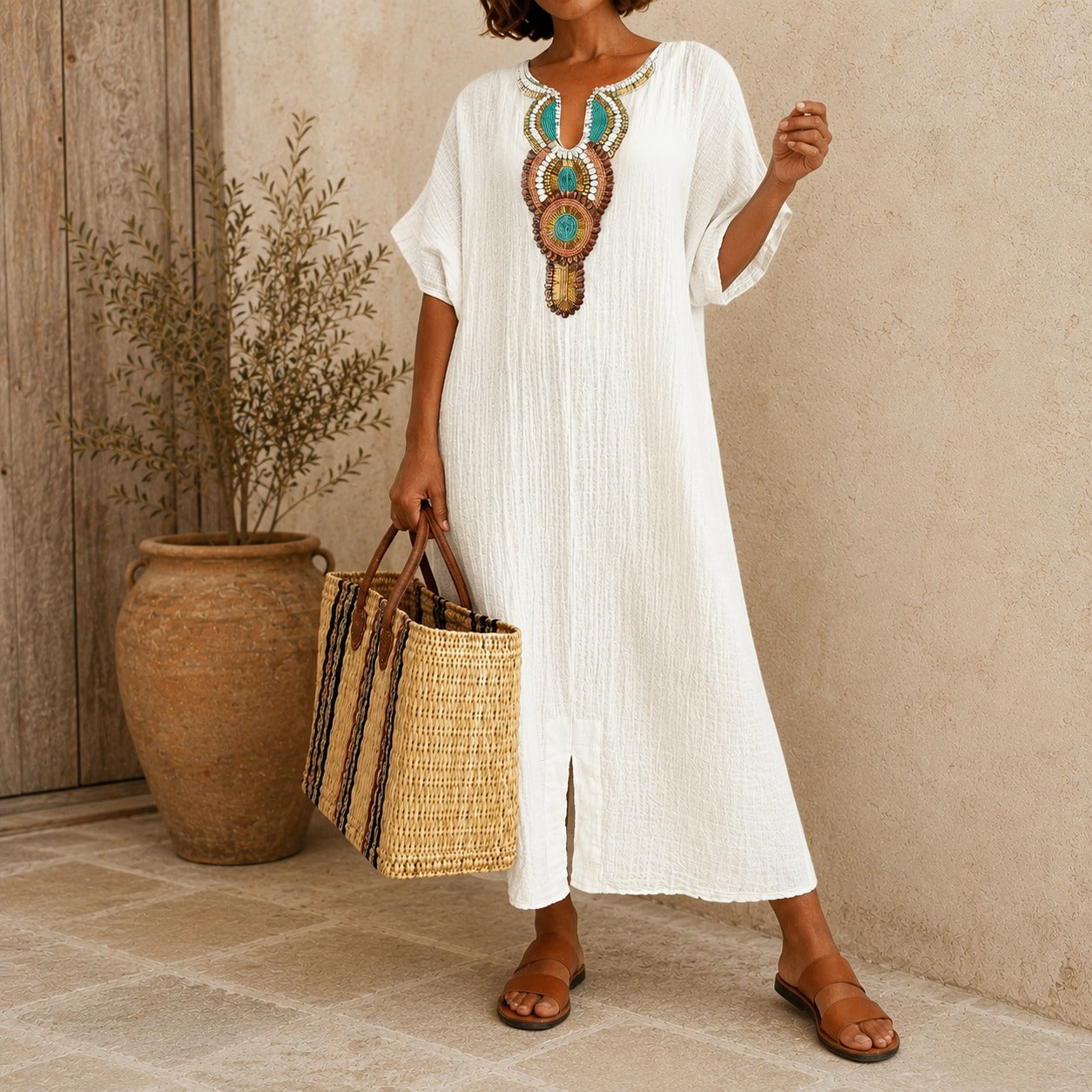 Vestido Almara™ com Design Mediterrâneo Vintage, Gola Estruturada e Abertura na Barra