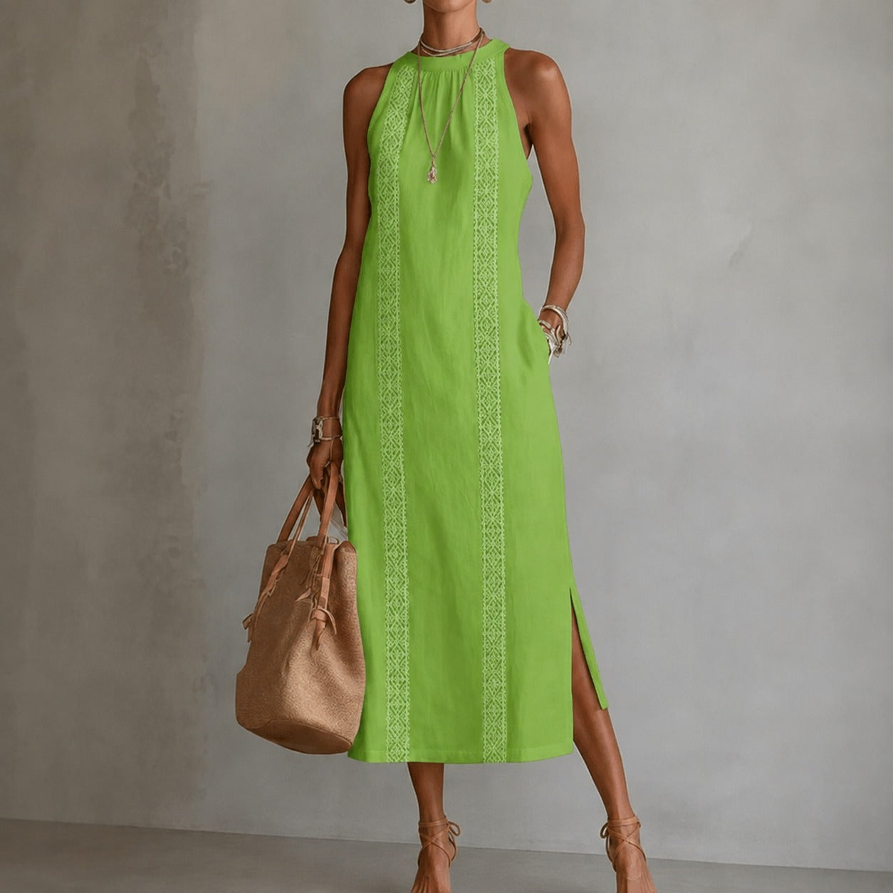 Vestido Coralia™ em Linho de Algodão, Saia Godê e Detalhes Ornamentais Verticais