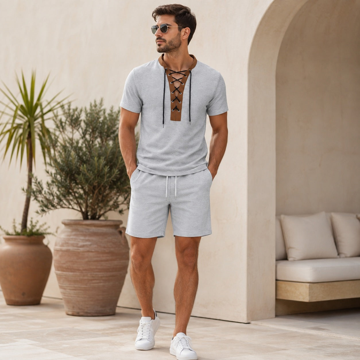 Conjunto Romano™ com Camisa de Amarração Frontal e Bermuda com Cordão Ajustável