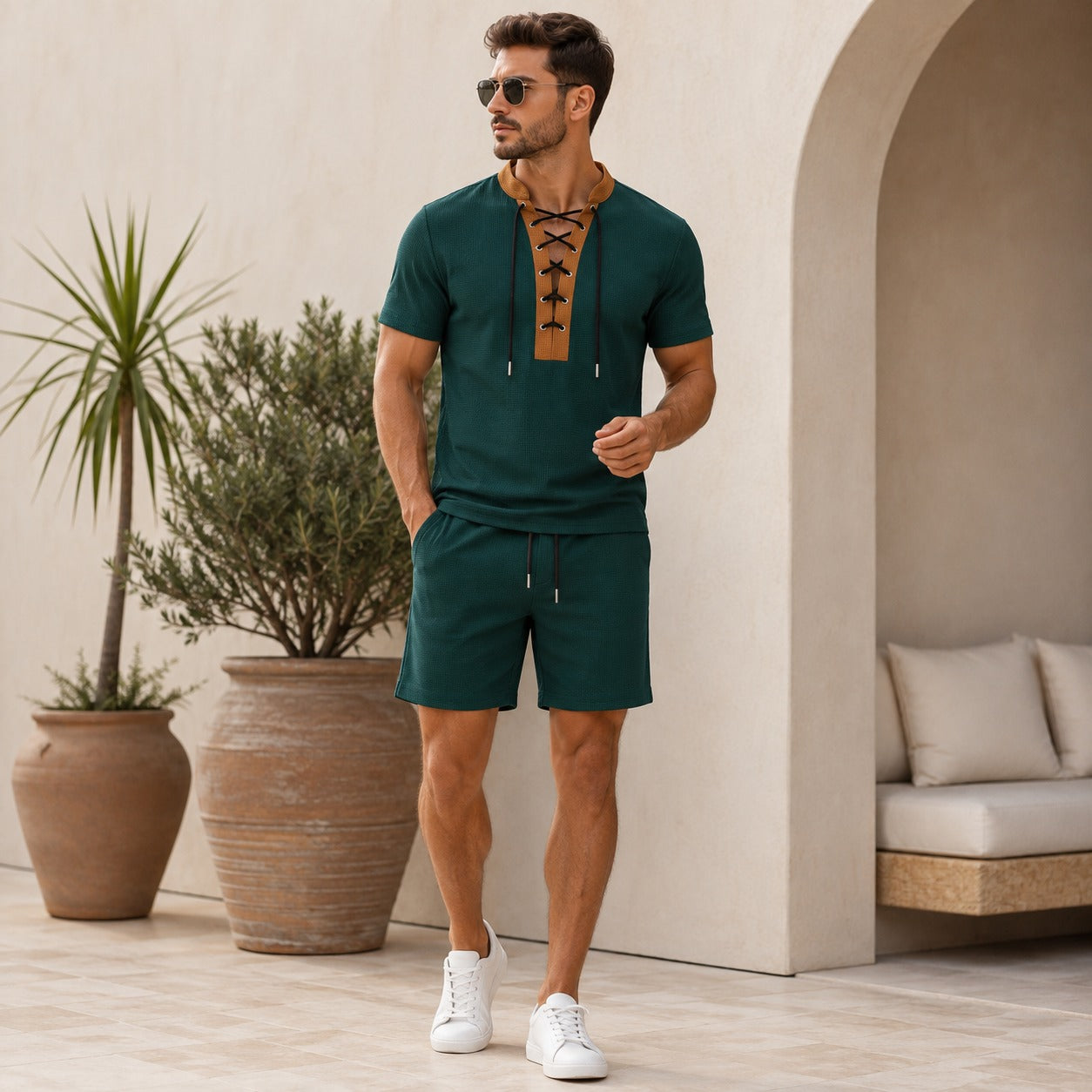 Conjunto Romano™ com Camisa de Amarração Frontal e Bermuda com Cordão Ajustável