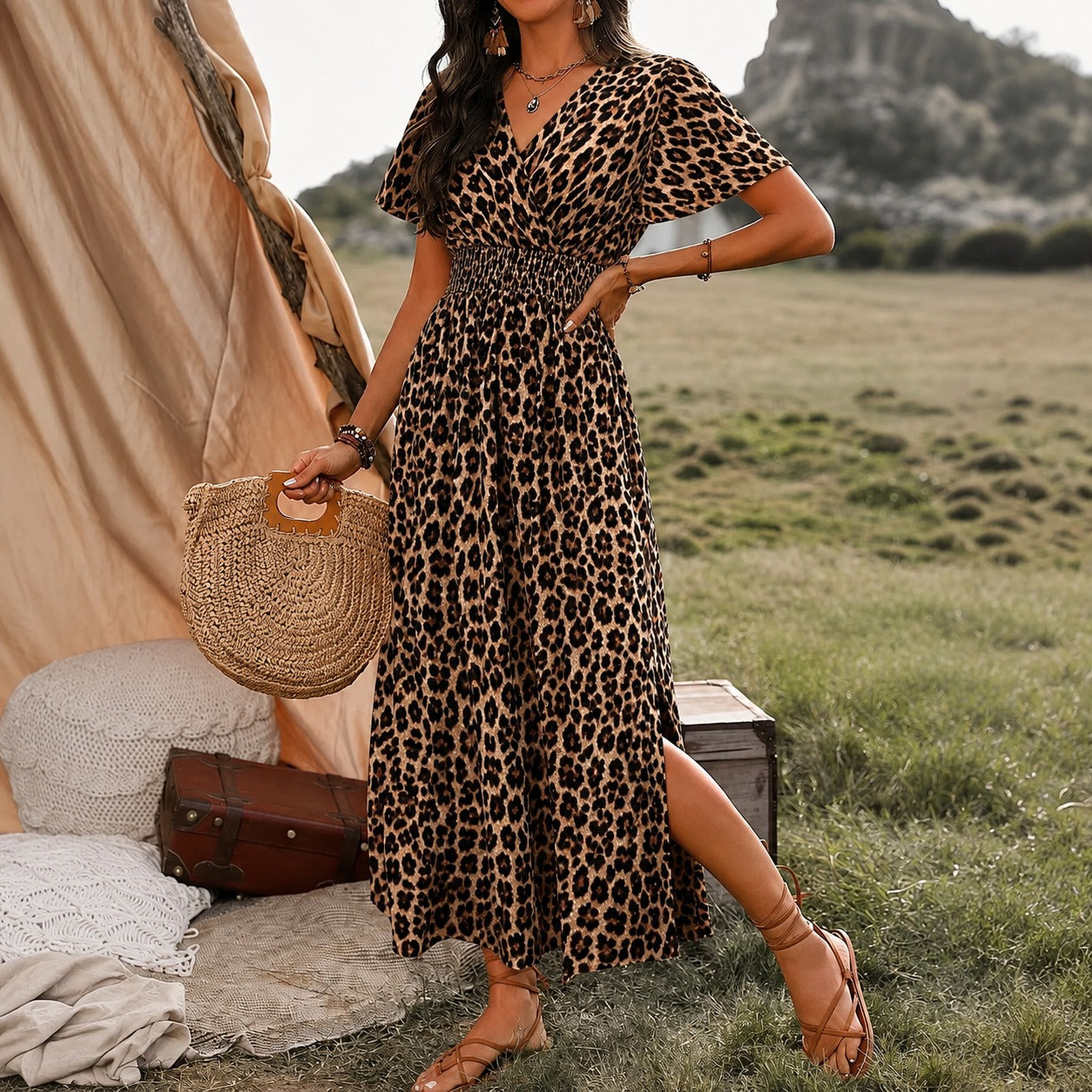 Vestido Mavie™ com Decote Transpassado e Cintura Ajustada com Lastex / Proporções que Valorizam a Silhueta sem Pesar no Visual