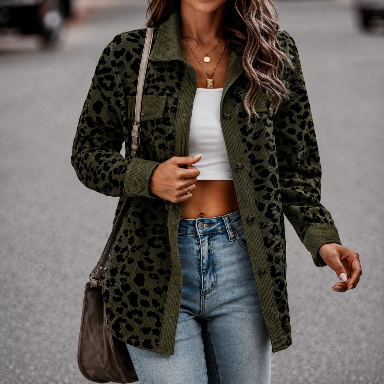 Jaqueta Carla™ com Estampa Animal Print, Textura Canelada e Botões Frontais