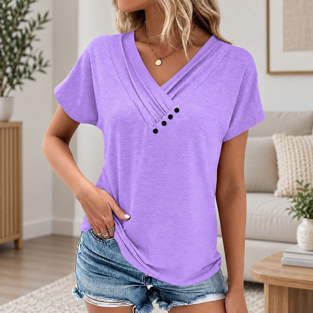 Blusa Nadine™ com Decote V Transpassado e Modelagem Soltinha / Leveza para Acompanhar Diferentes Momentos do Dia