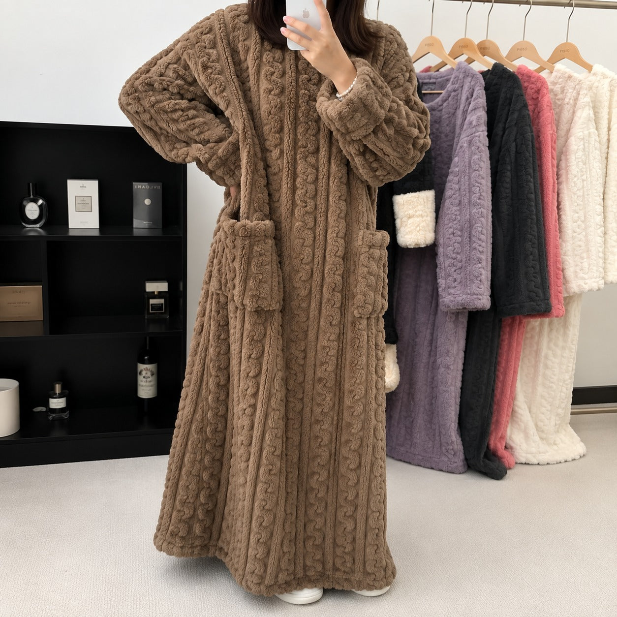 Pijama Longo Luna™ Estilo Cobertor com Toque Felpudo Quentinho e Textura Suave  / O Aconchego de Vestir a Sua Coberta Favorita