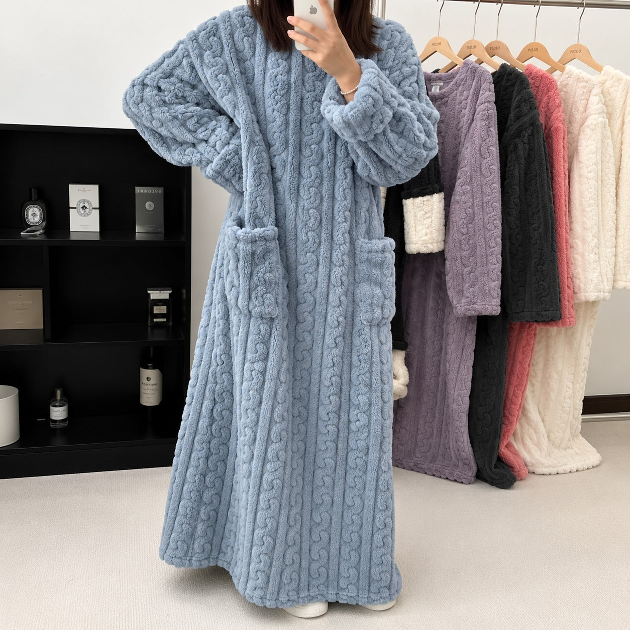 Pijama Longo Luna™ Estilo Cobertor com Toque Felpudo Quentinho e Textura Suave  / O Aconchego de Vestir a Sua Coberta Favorita