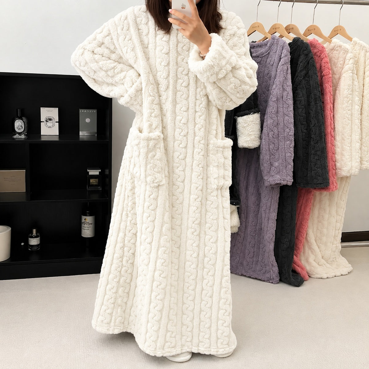 Pijama Longo Luna™ Estilo Cobertor com Toque Felpudo Quentinho e Textura Suave  / O Aconchego de Vestir a Sua Coberta Favorita