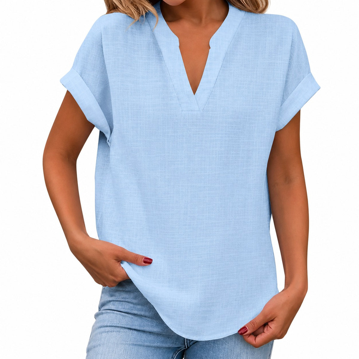 Blusa Maíra™ com Mangas Curtas Dobradas e Barra Arredondada / Uma escolha prática para dias quentes, passeios e viagens