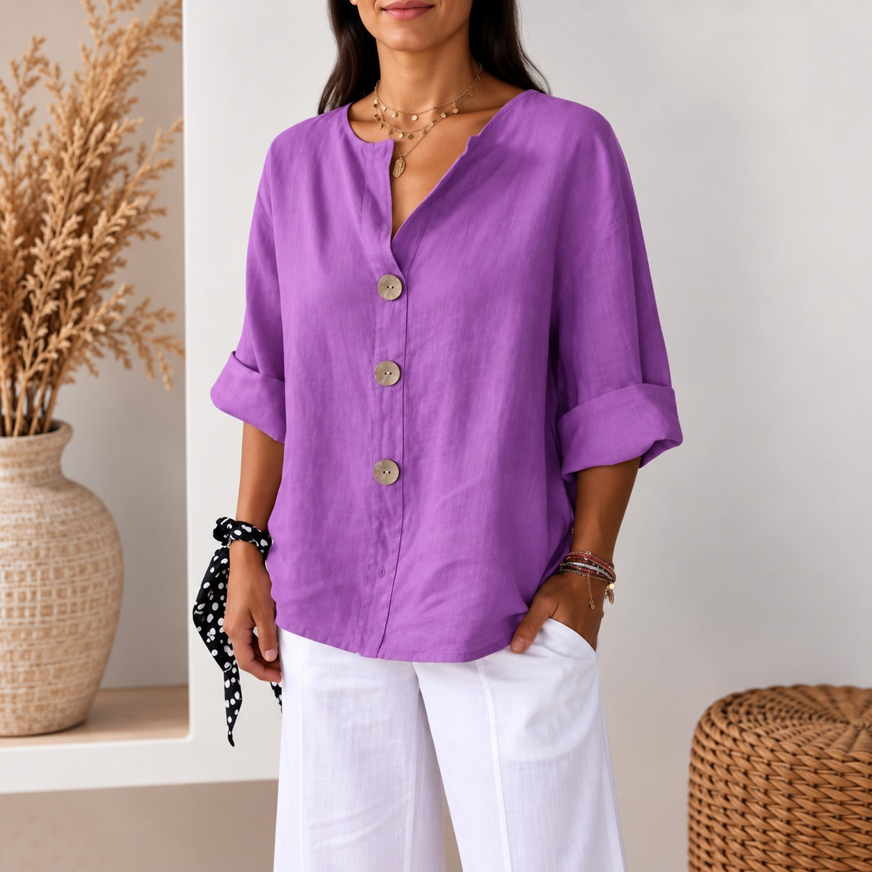 Blusa Avelora™ com Modelagem Solta, Botões Frontais e Caimento Leve