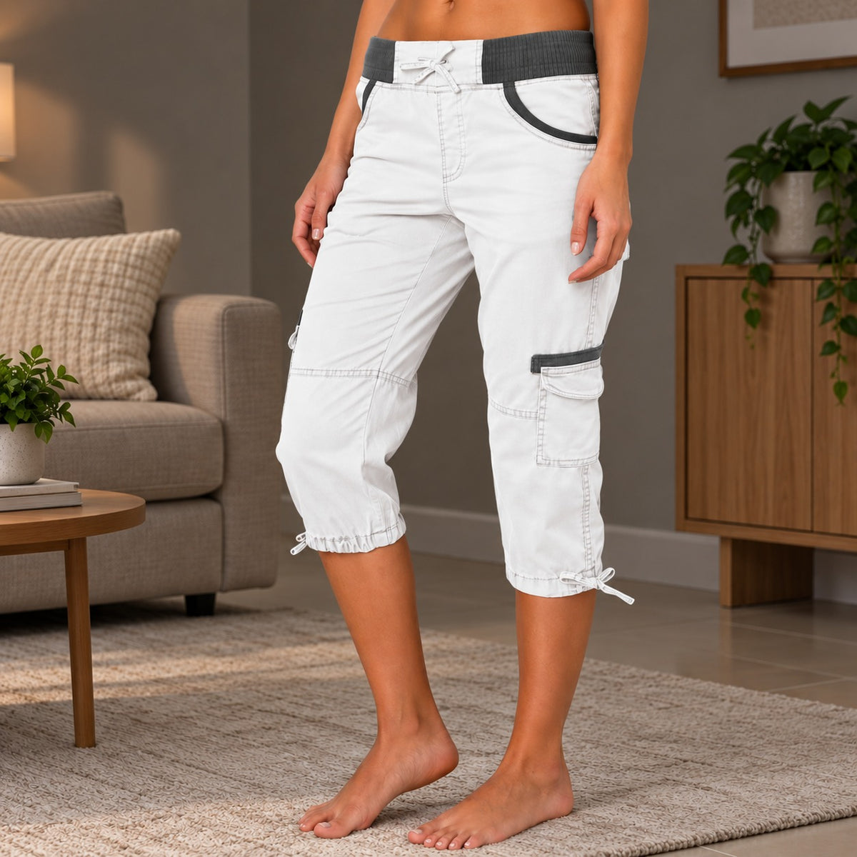 Calça Taíssa™ Capri com Cós Largo e Cordão Ajustável / Funcionalidade com um Toque Urbano