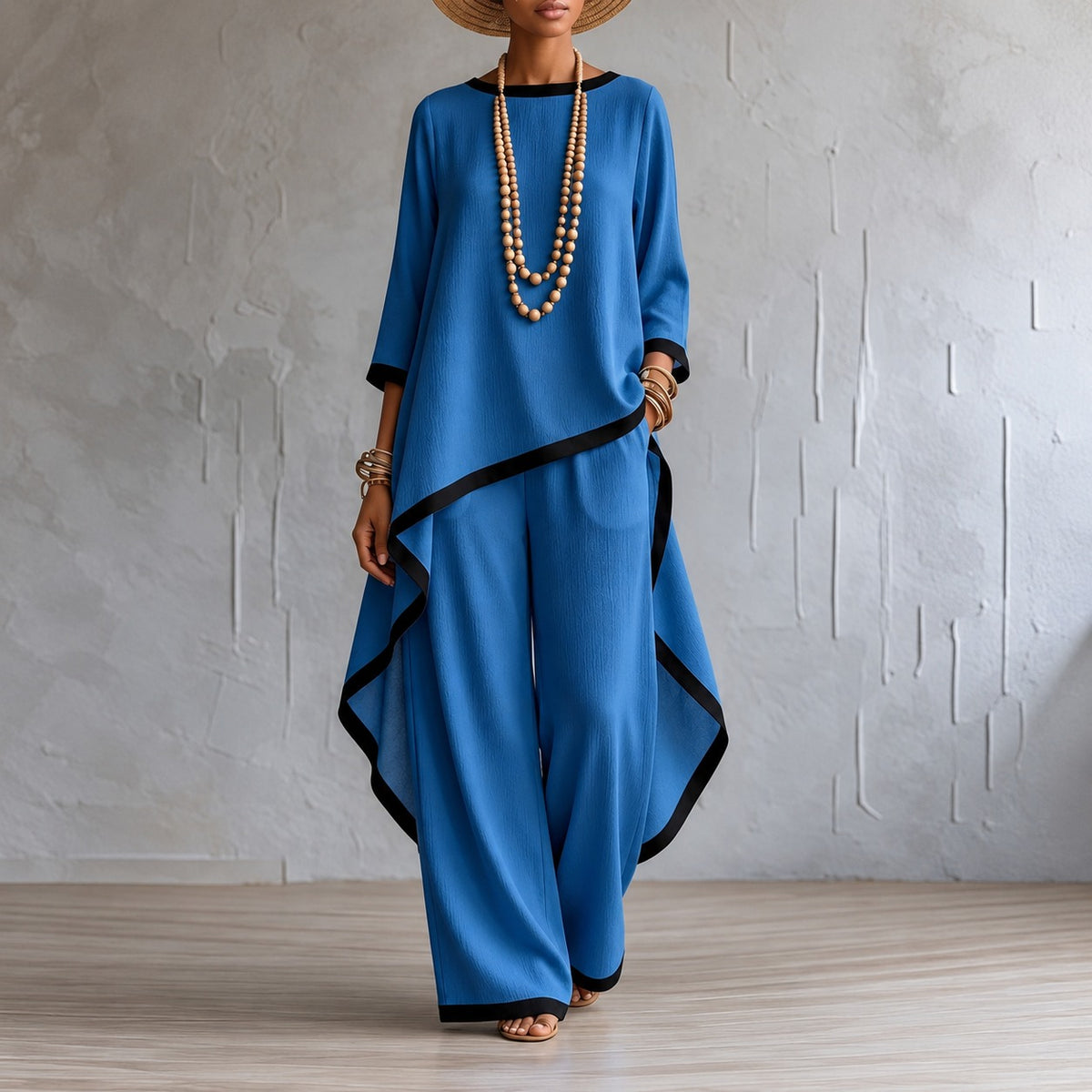 Conjunto Maroane™ com Blusa de Barra Assimétrica, Calça Pantalona e Detalhes Contrastantes