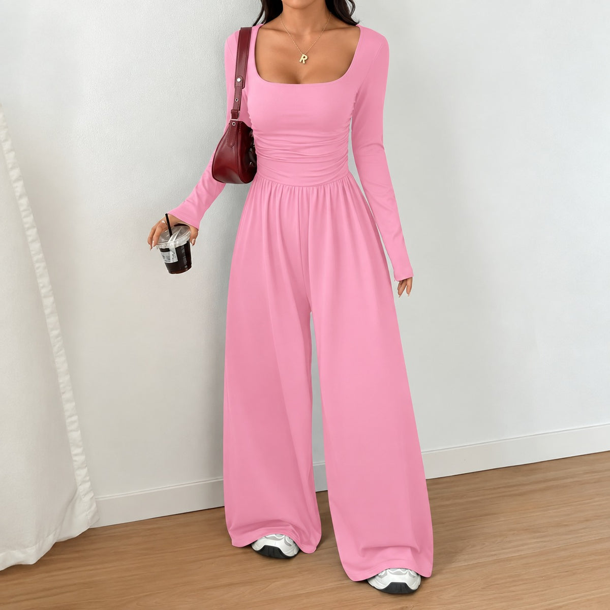 Macacão Serena™ com Modelagem Pantalona, Mangas Longas e Cintura Marcada