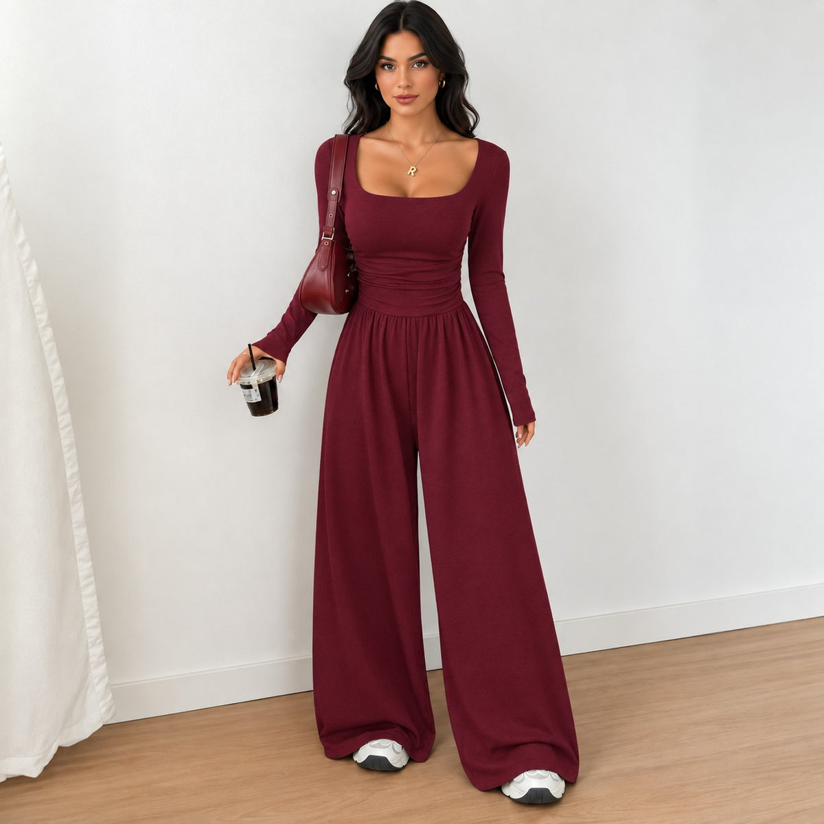 Macacão Serena™ com Modelagem Pantalona, Mangas Longas e Cintura Marcada