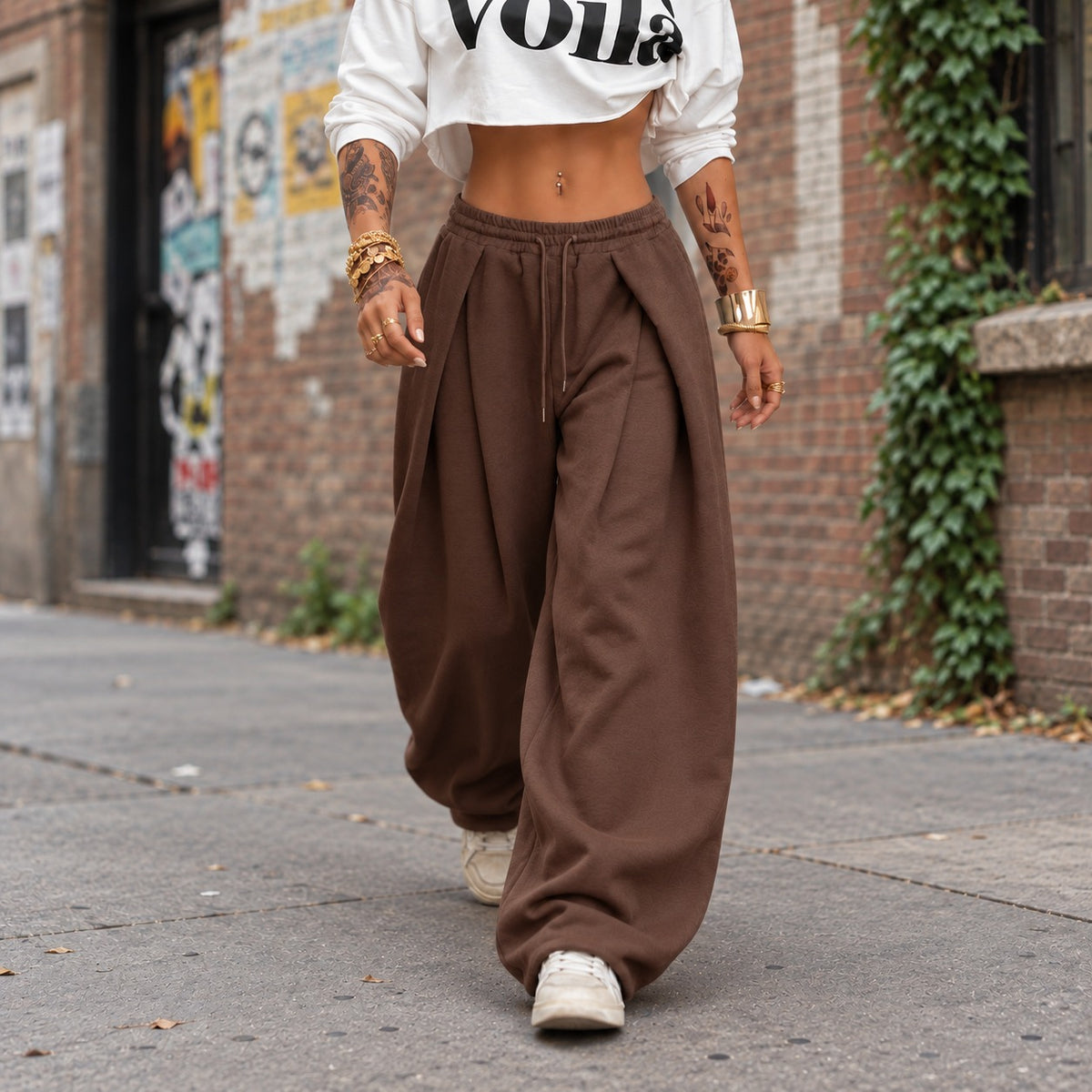 Calça Vanna™ com Modelagem Ampla e Cós Elástico / Atitude E Conforto Em Uma Proposta Moderna