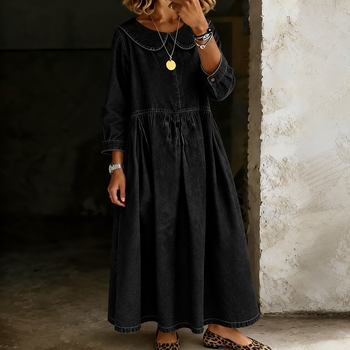 Vestido Marcella™ com Gola Peter Pan e Saia Ampla / Elegância Com Uma Modelagem Confortável