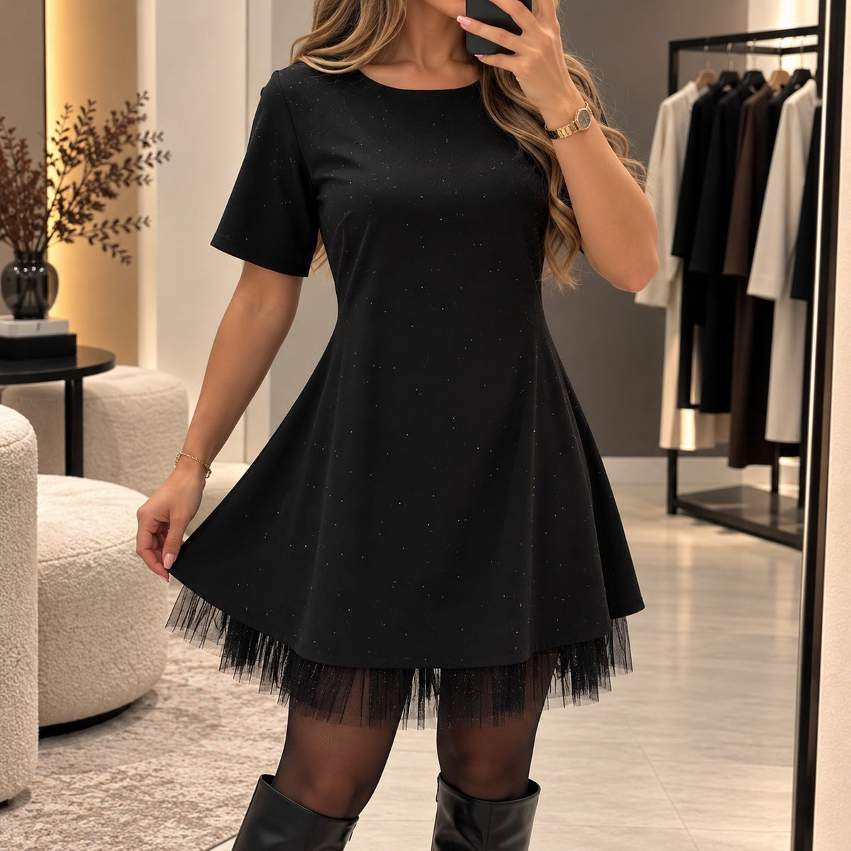 Vestido Savona™ com Modelagem Evasê, Barra de Tule e Detalhes Pontilhados