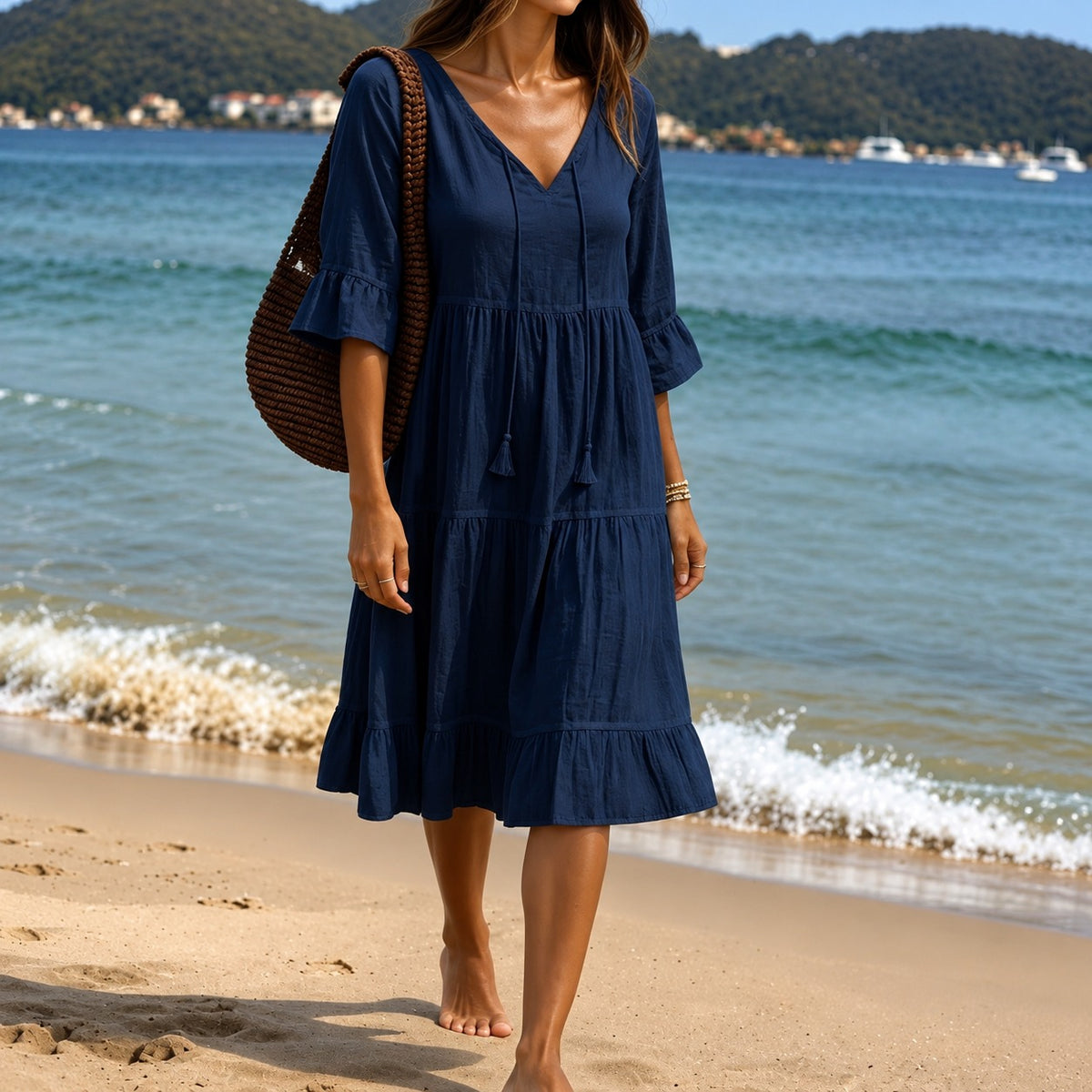Vestido Gabrielle™ com Decote V, Saia em Camadas e Mangas com Babados