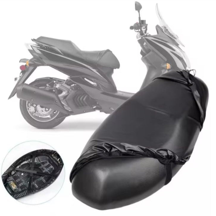 [COMPRE 1 E LEVE 2] Capa Protetora Universal em Couro para Banco de Moto Modern Lar™ / Impermeável e Resistente Contra Rasgos e Desgaste!