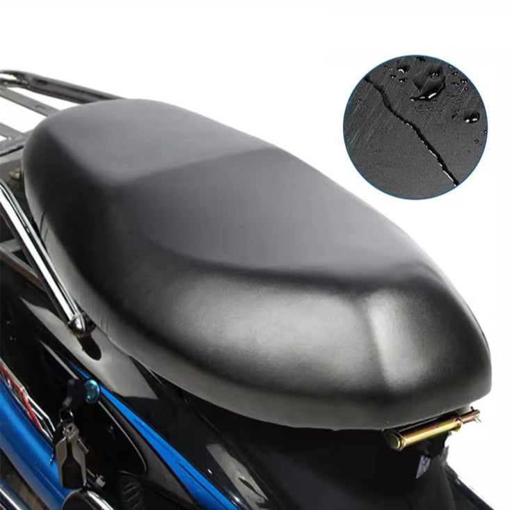 [COMPRE 1 E LEVE 2] Capa Protetora Universal em Couro para Banco de Moto Modern Lar™ / Impermeável e Resistente Contra Rasgos e Desgaste!