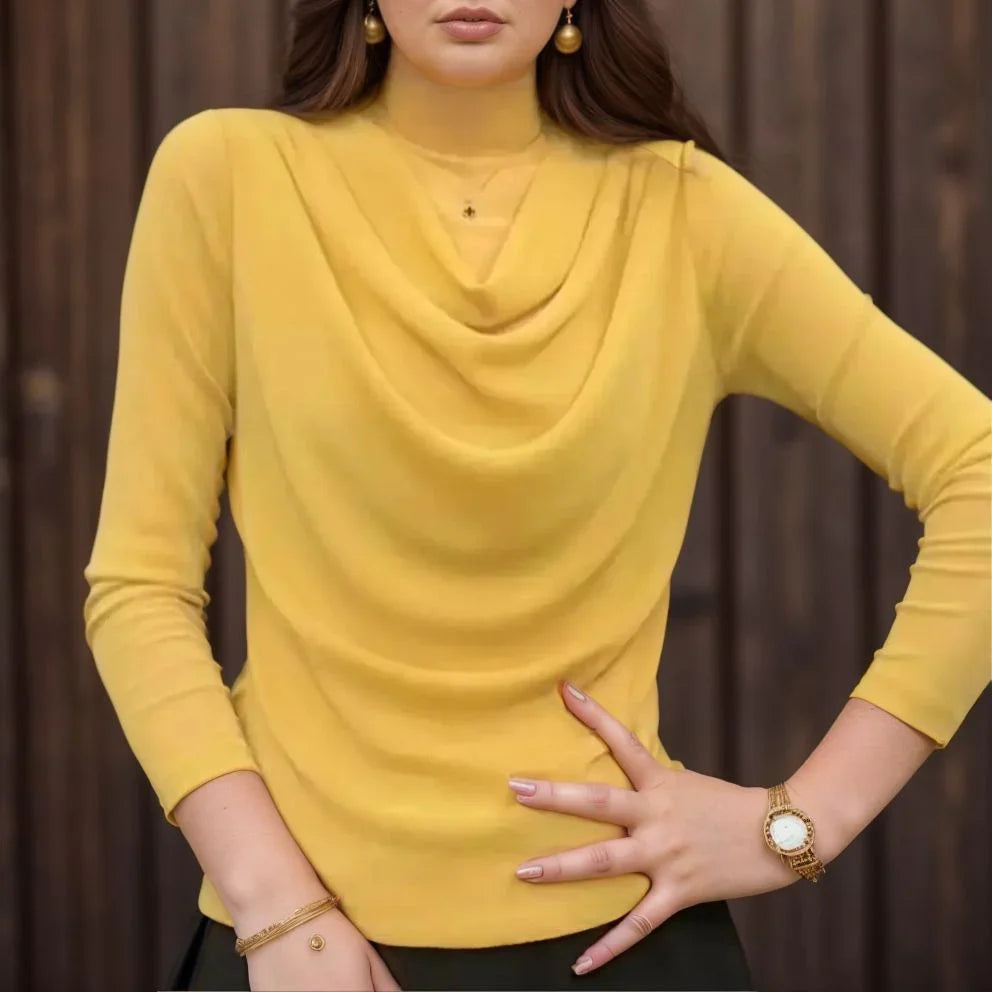 Tricot Leve Ravena™ com Textura Visual de Veludo e Transparência Estratégica / Um Luxo Atemporal para Mulheres Reais