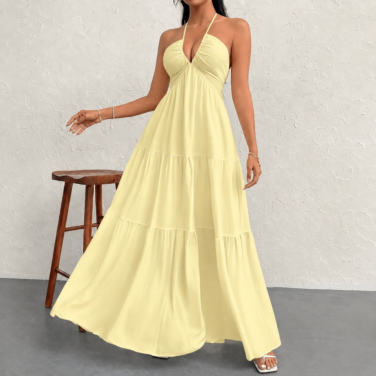 Vestido Marielle™ com Design Halter e Amarração Delicada