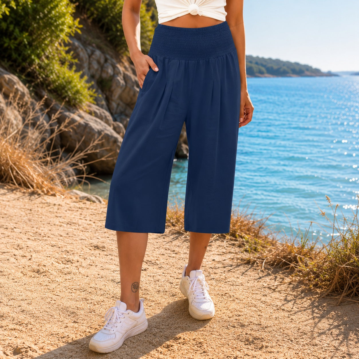 Calça Capri Rosetta™ em Linho de Algodão com Cós Franzido Elegante
