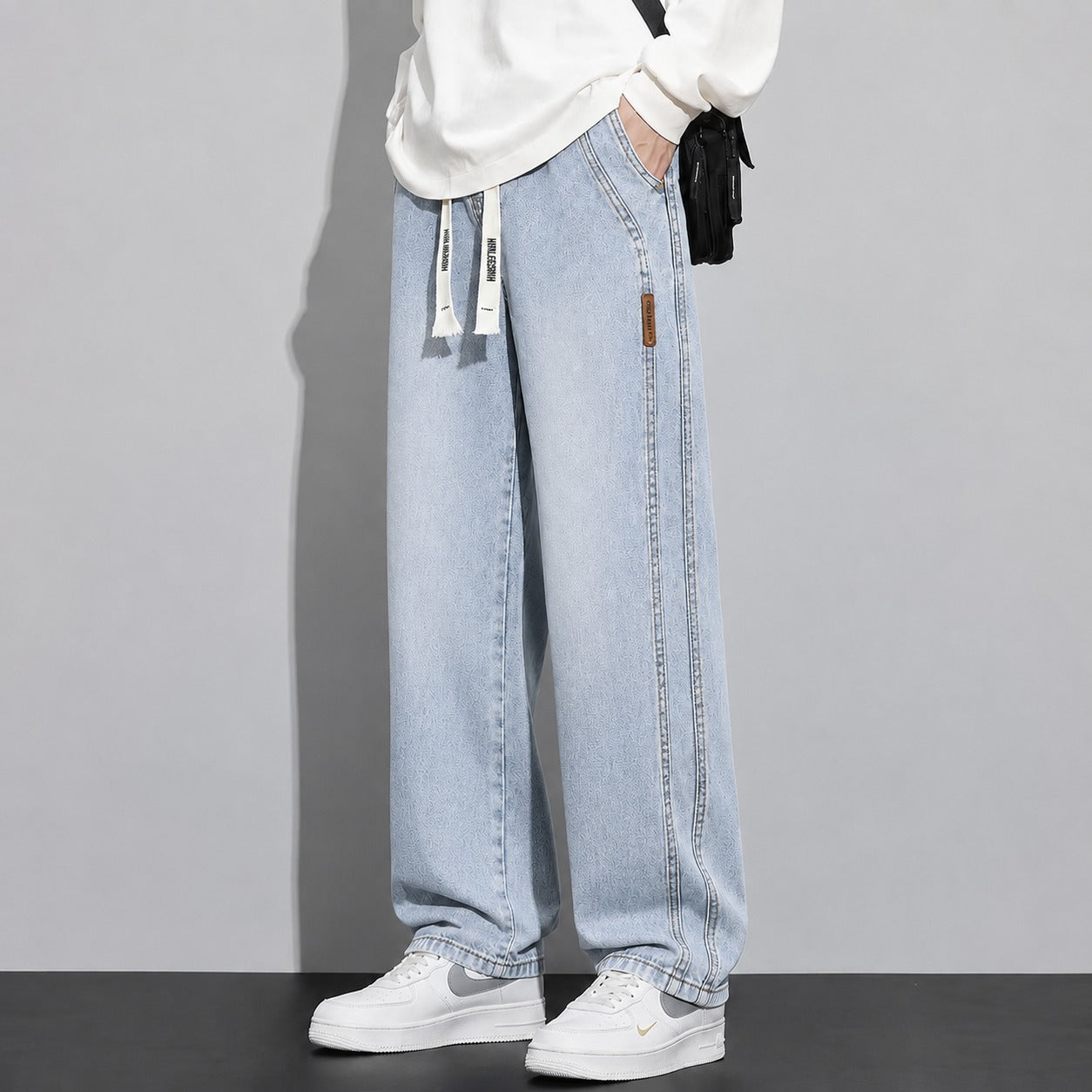 Calça Jeans Rivano™ com Cós Elástico, Cordão Ajustável e Modelagem Ampla