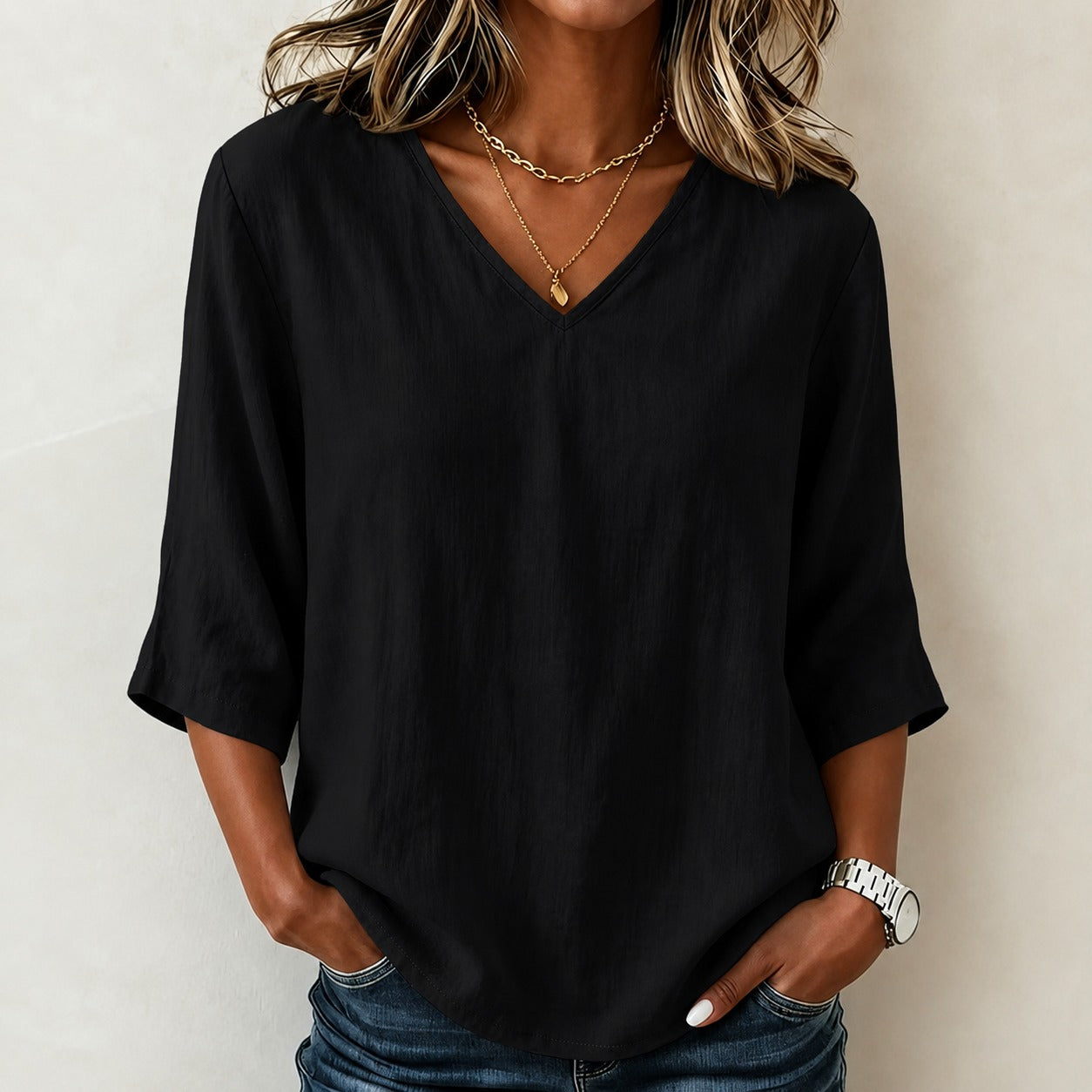 Blusa Naila™ em Linho de Algodão com Mangas 3/4, e Gola V / Conforto que Acompanha Sua Rotina