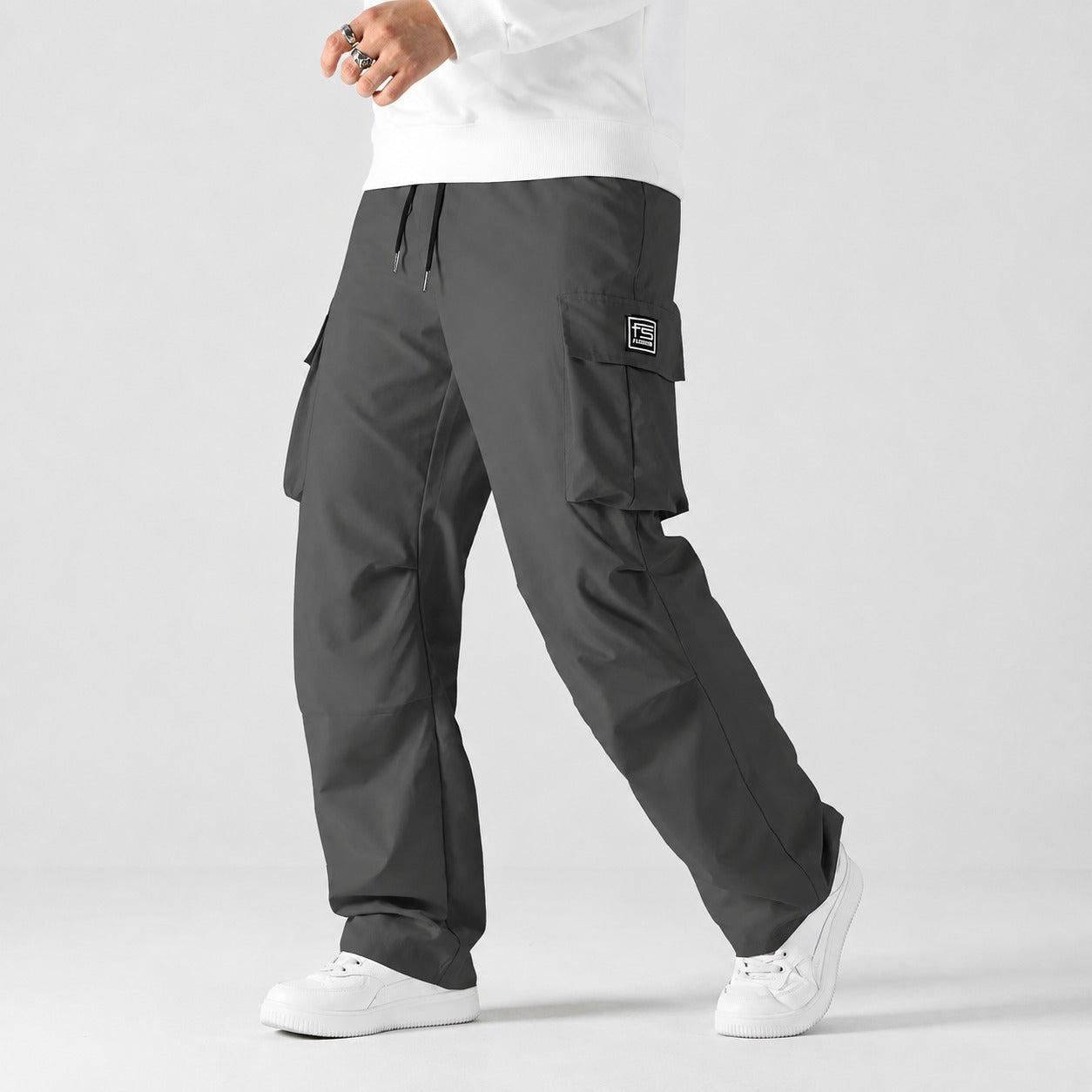 Calça Cargo Toren™ com Modelagem Ampla, Bolsos Laterais e Cós Ajustável