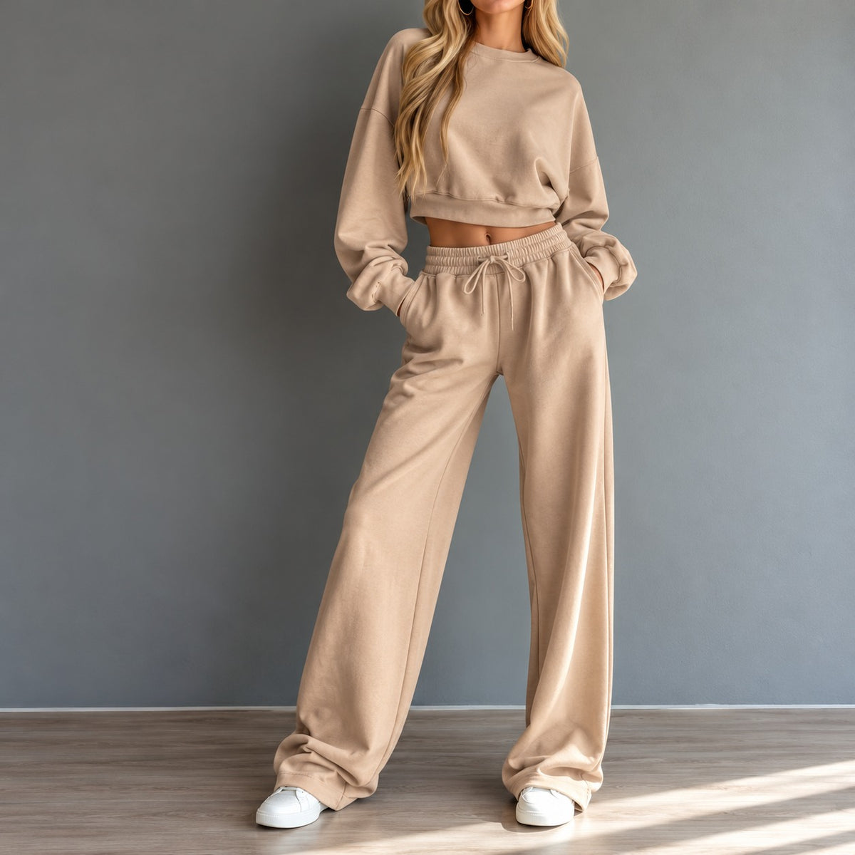 Conjunto Girona™ com Blusa Cropped de Manga Longa e Calça de Modelagem Ampla com Cordão