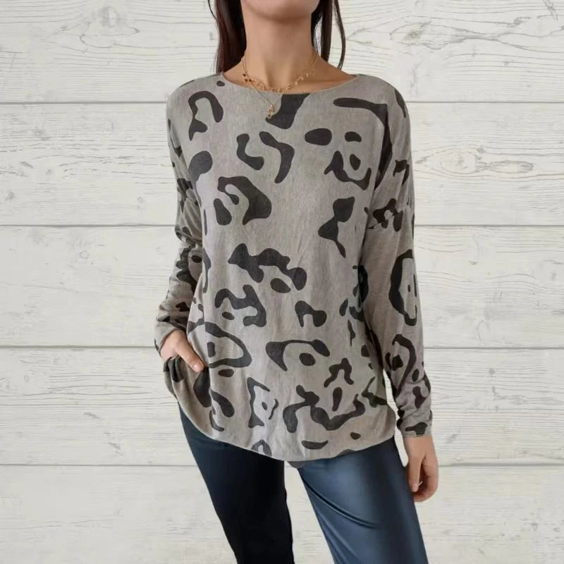 Blusinha Naya™ em Malha Confort com Estampa Animal Print / Estilo Selvagem e Elegante para Mulheres que Gostam de Se Destacar!